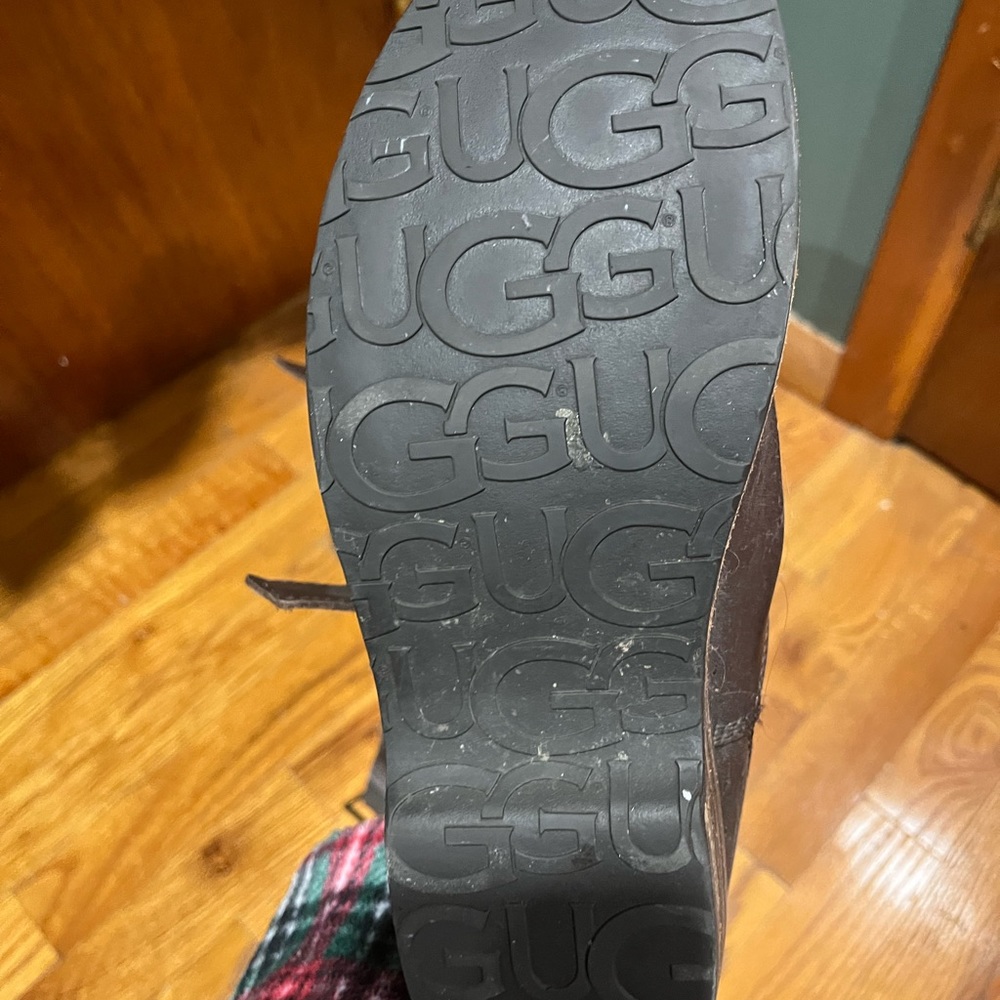 UGG Dunwich Riding Boots - Picture 3 of 4